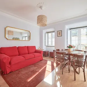 Amazing Terrace And Riverview In Historical Lisbon